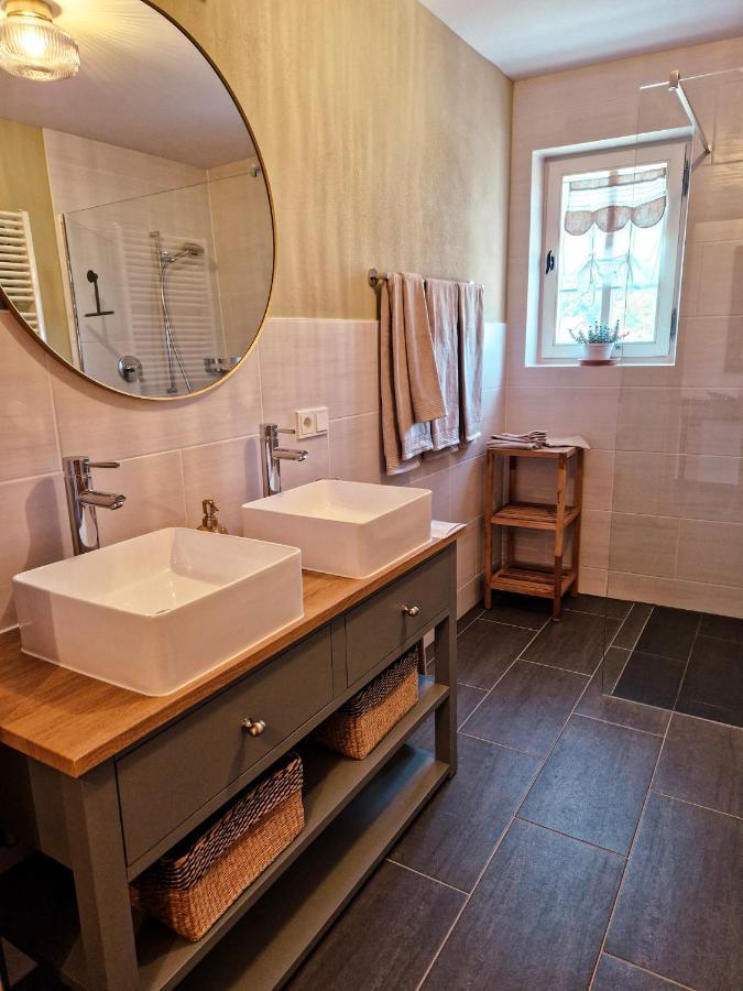 Ferienhaus "Entenhaus" Im Gutshaus De La Fontaine Feilsdorf المظهر الخارجي الصورة